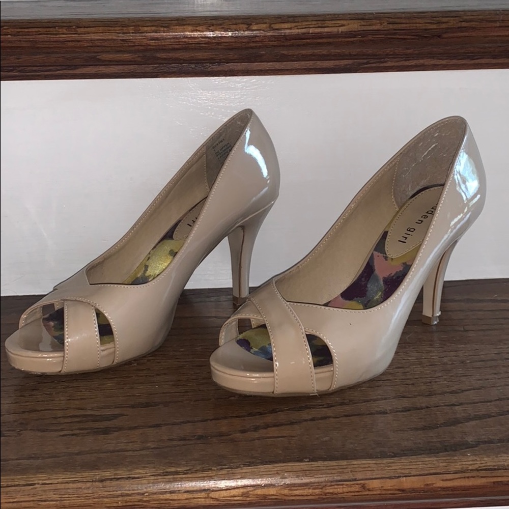 Heels nude